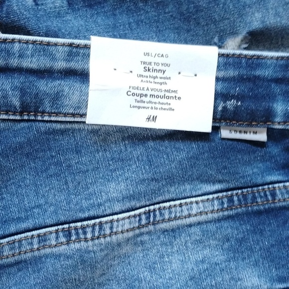 H&M Skinny Ultra High Waist Jeans - Picture 6 of 10